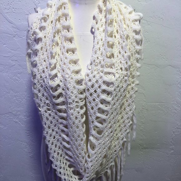 Accessories - White wrap